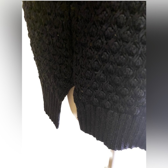 Ann Taylor Loft Sweater - Picture 3 of 9